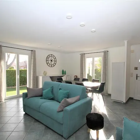 Maison 8per Avec Piscine Villa