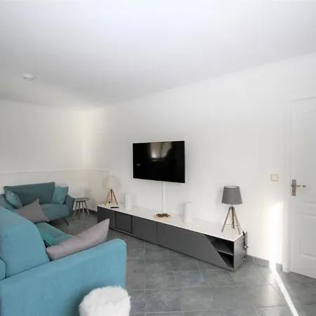Maison 8per Avec Piscine *