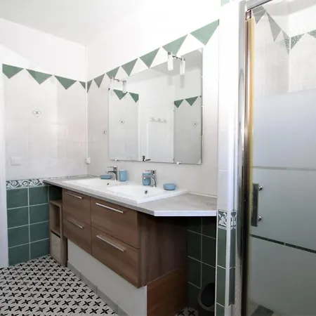 Maison 8per Avec Piscine